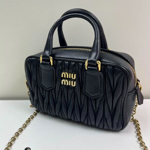 Miu Miu Women Pre-Loved Bag Very Good Condition - Picture 3 of 9